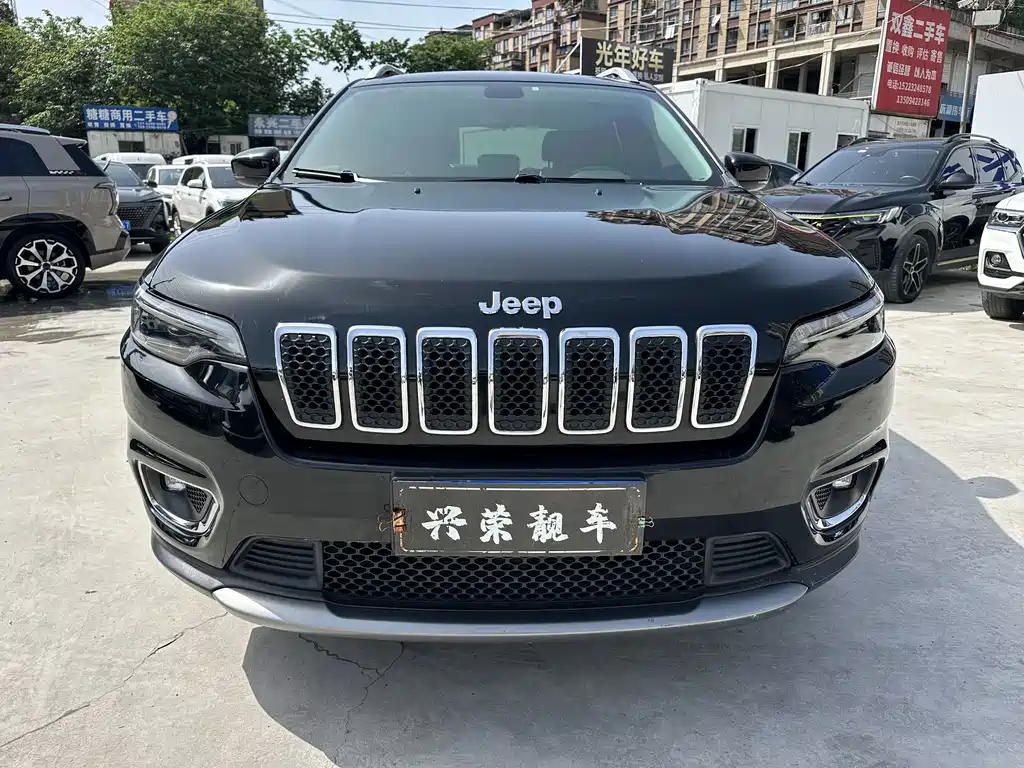 Jeep Cherokee 2019 — фото 2