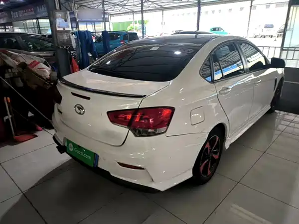 Soueast V5 Lingzhi 2017