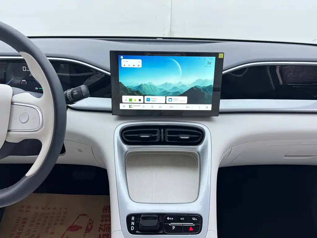 Geely Galaxy Starwish 2025 — фото 10