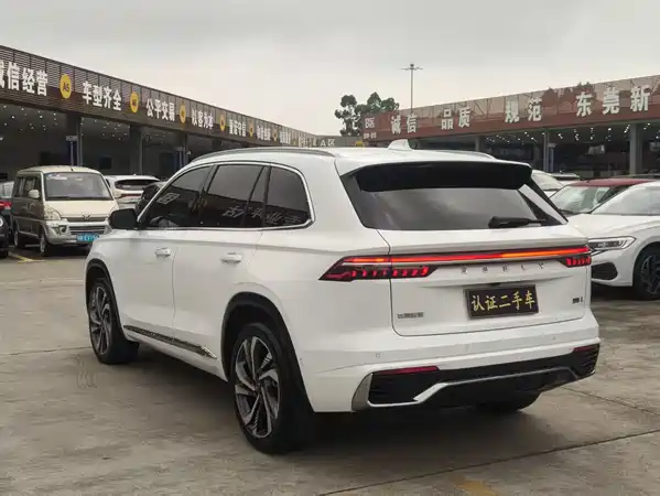 Geely Xingyue L 2024