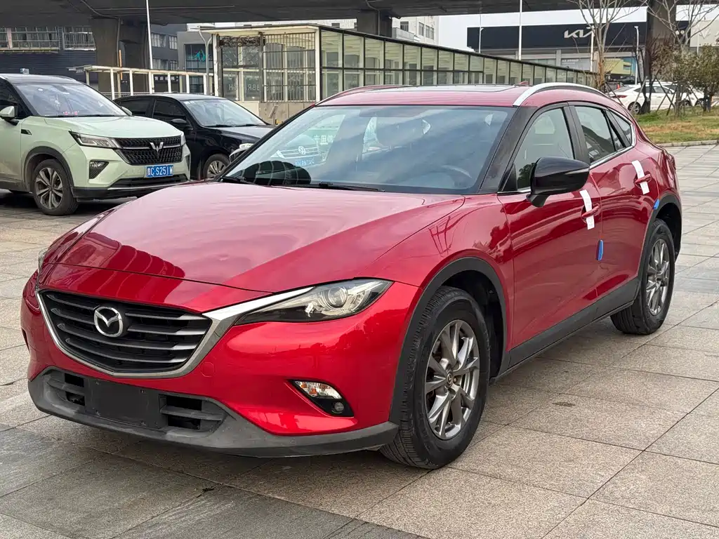 Mazda CX-4 2018 — фото 1