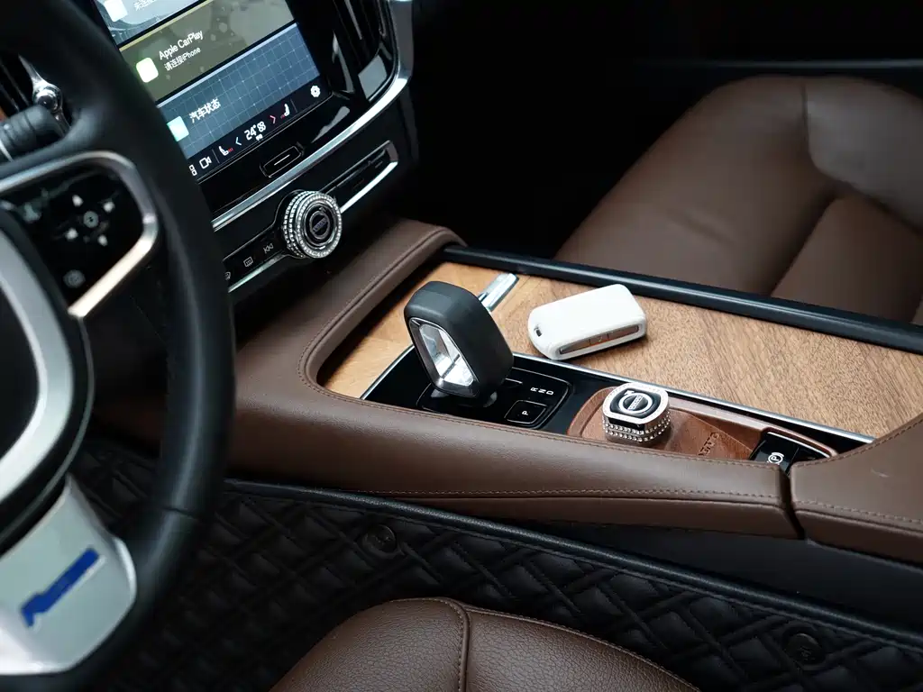 Volvo S90 2024 — фото 19