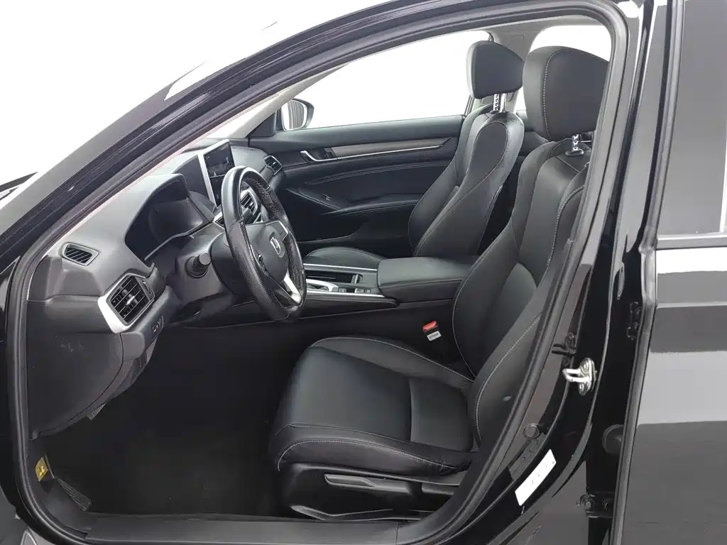 Honda Inspire 2020 — фото 10