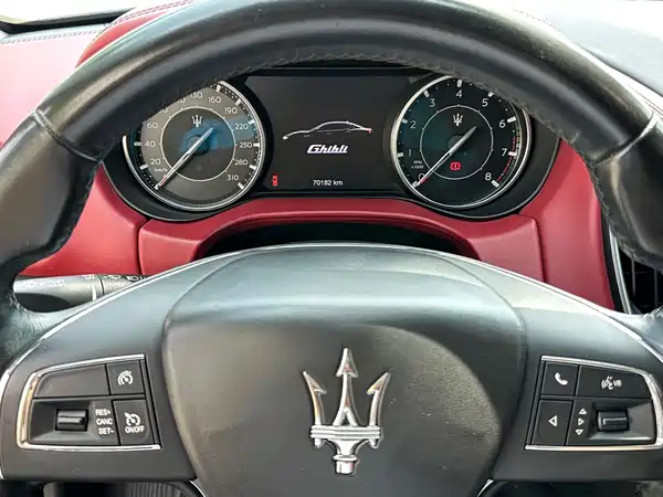 Maserati Ghibli 2021