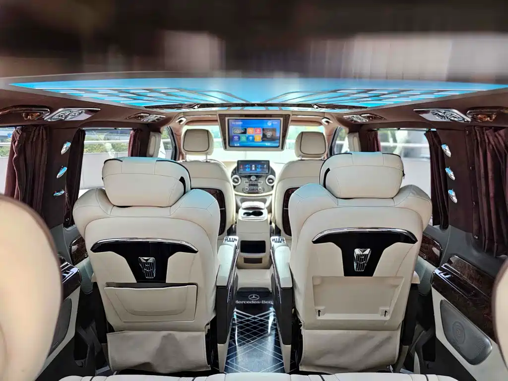 Mercedes-Benz Vito 2022 — фото 14