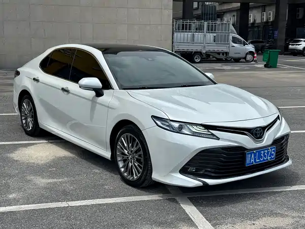 Toyota Camry 2019