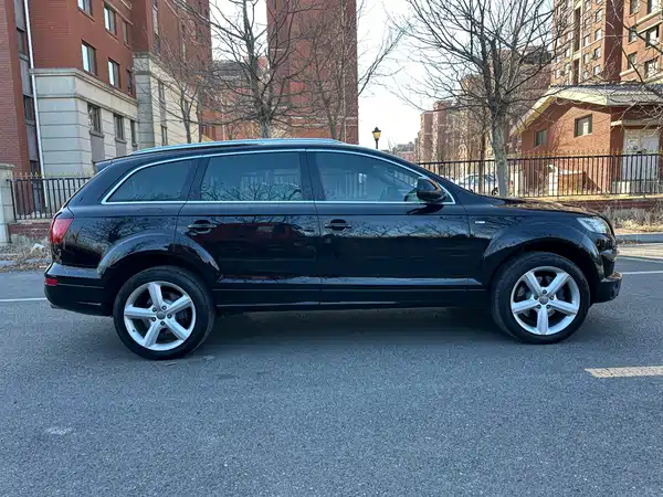 Audi Q7 2013