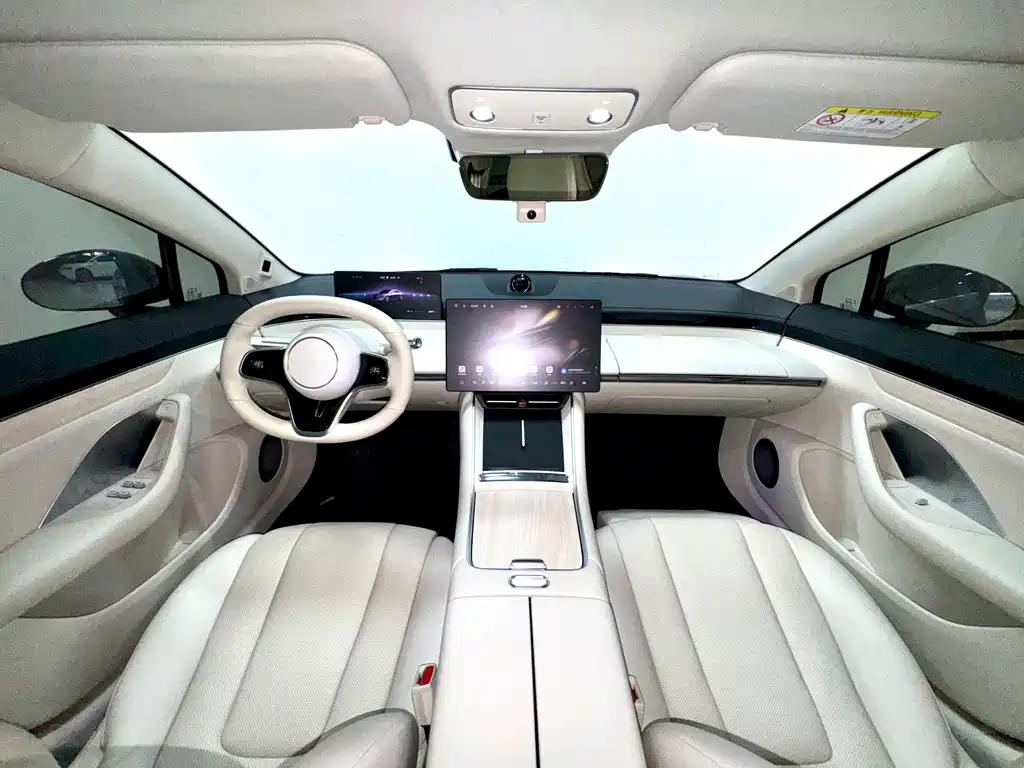 Luxeed Zhijie S7 2024