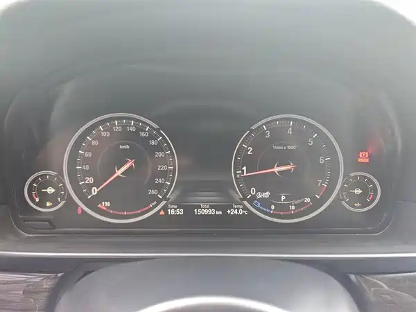 BMW 5 Series 2016