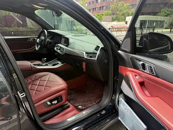 BMW X5 2023