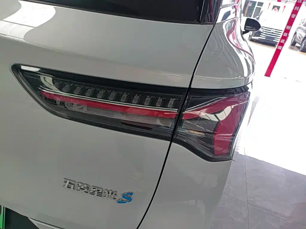 Wuling Starlight S 2024 — фото 8