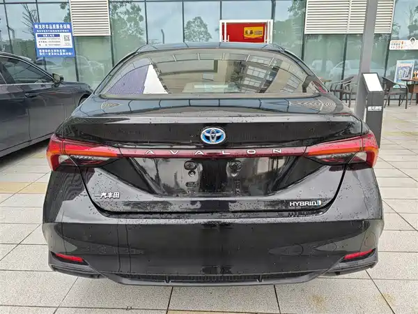 Toyota Avalon 2020