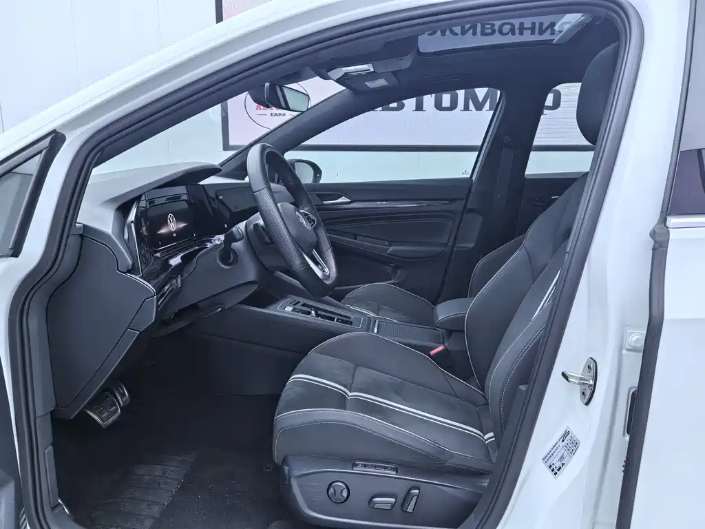 Volkswagen Golf 2022