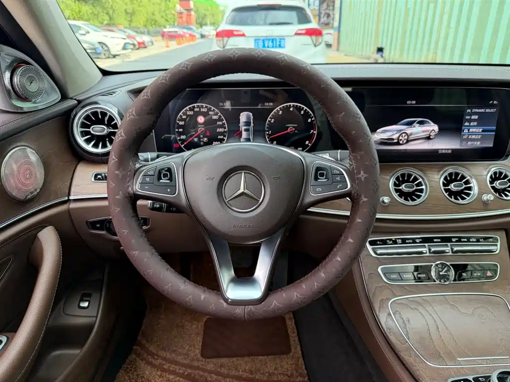 Mercedes-Benz E-Class 2017 — фото 5