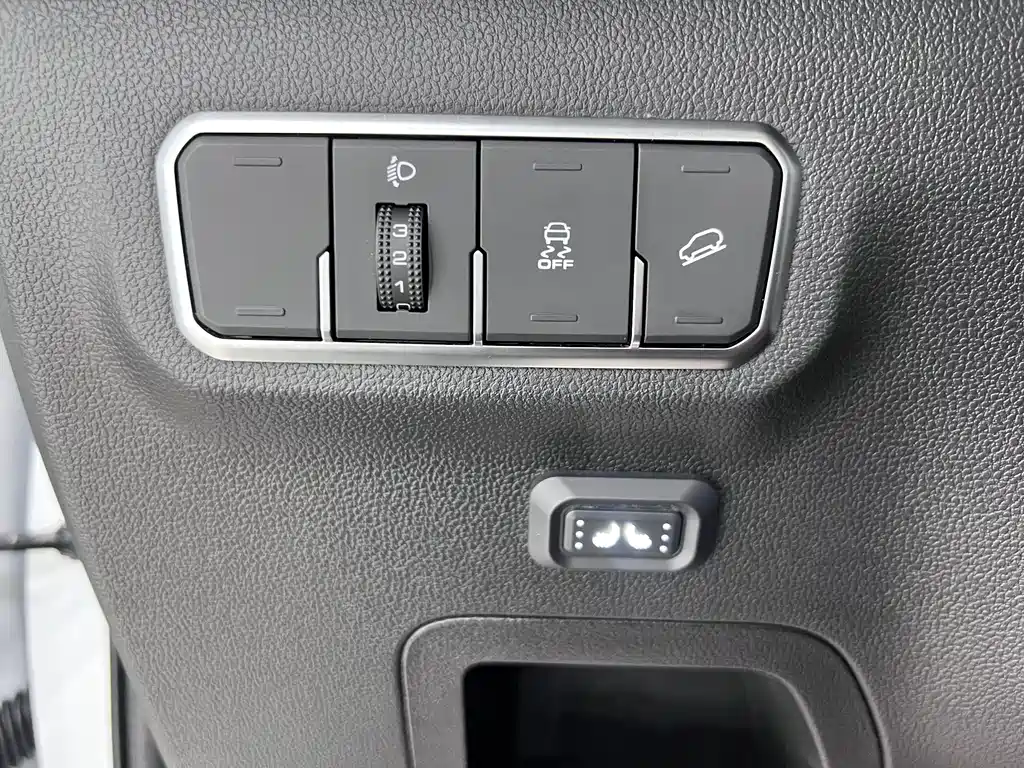 Haval M6 2023 — фото 12