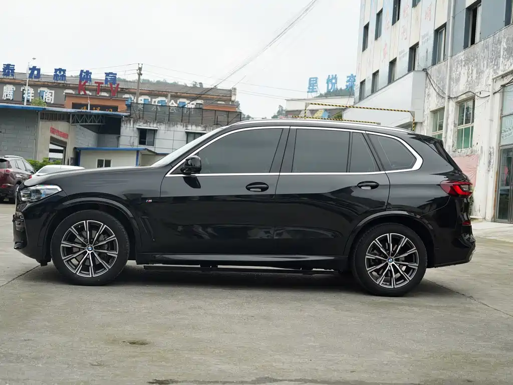 BMW X5 2022 — фото 13