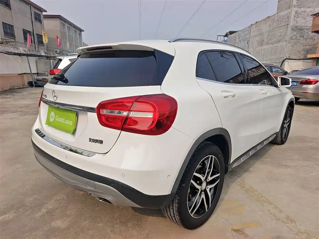 Mercedes-Benz GLA 2017 — фото 7