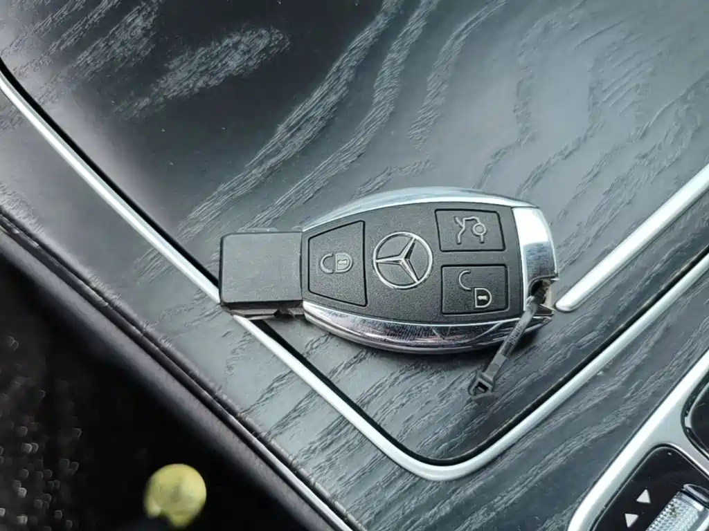 Mercedes-Benz C-Class 2018 — фото 9