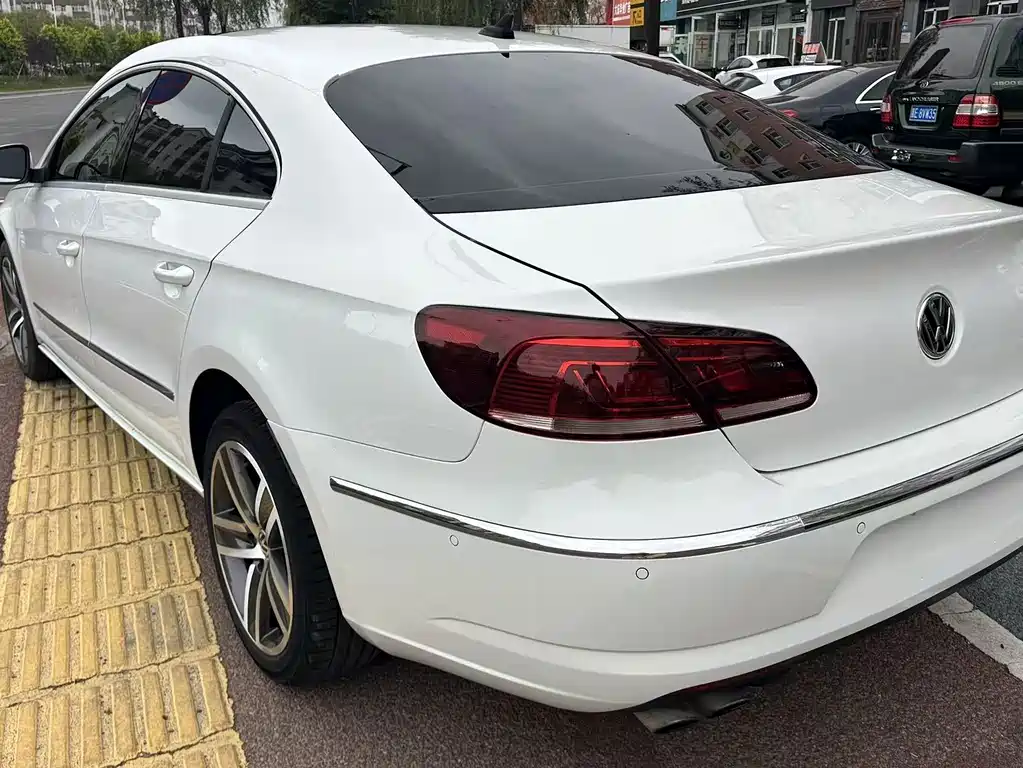 Volkswagen CC 2015 — фото 6