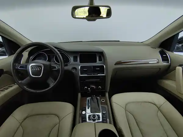 Audi Q7 2011