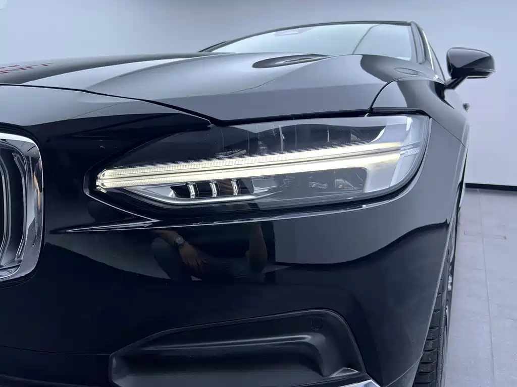 Volvo S90 2024 — фото 13