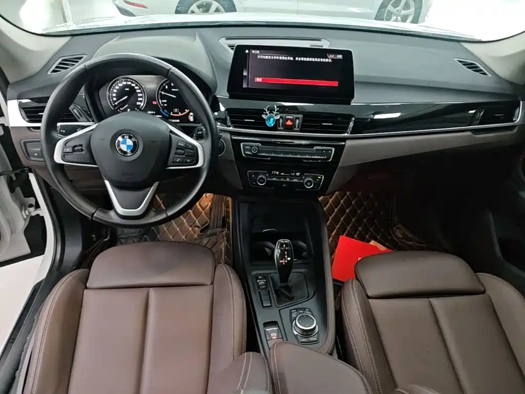 BMW X1 2019 — фото 10