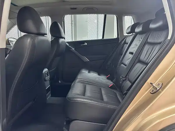 Volkswagen Tiguan 2012