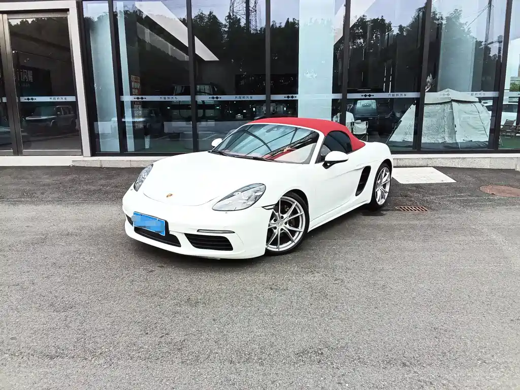 Porsche 718 2016