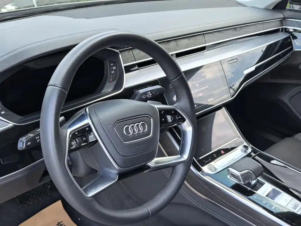 Audi A8 2024 — фото 11