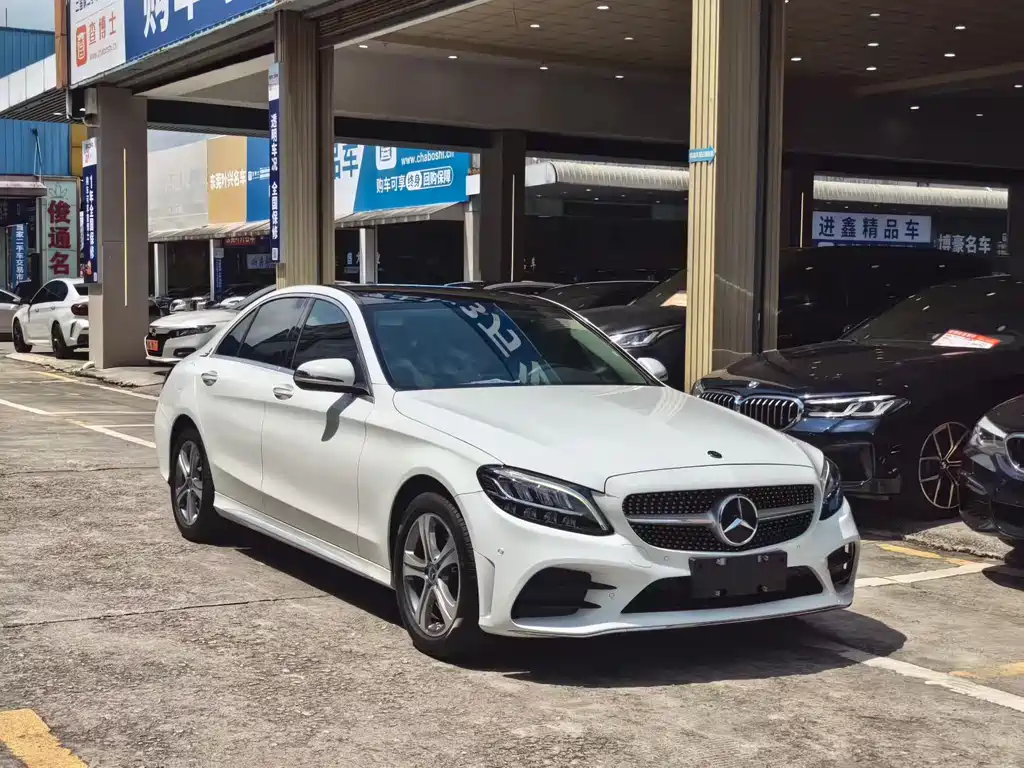Mercedes-Benz C-Class 2021