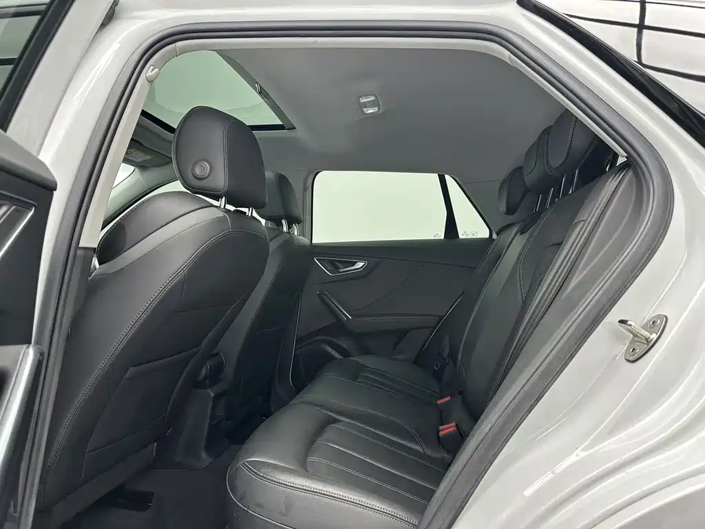 Audi Q2L 2022