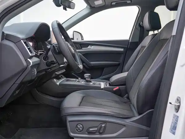 Audi Q5L 2019