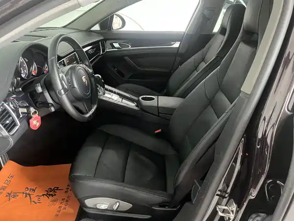 Porsche Panamera 2012