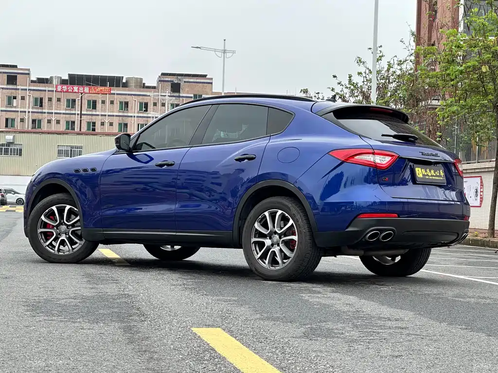 Maserati Levante 2019 — фото 6
