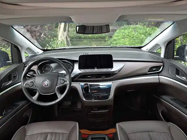 Buick GL8 2021