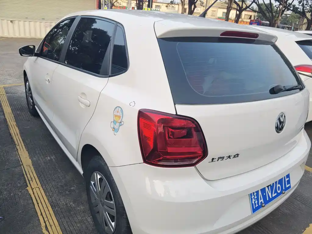 Volkswagen Polo 2016