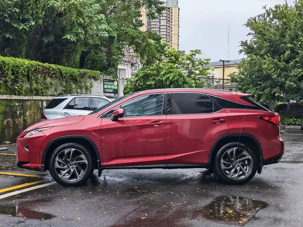 Lexus RX 2018