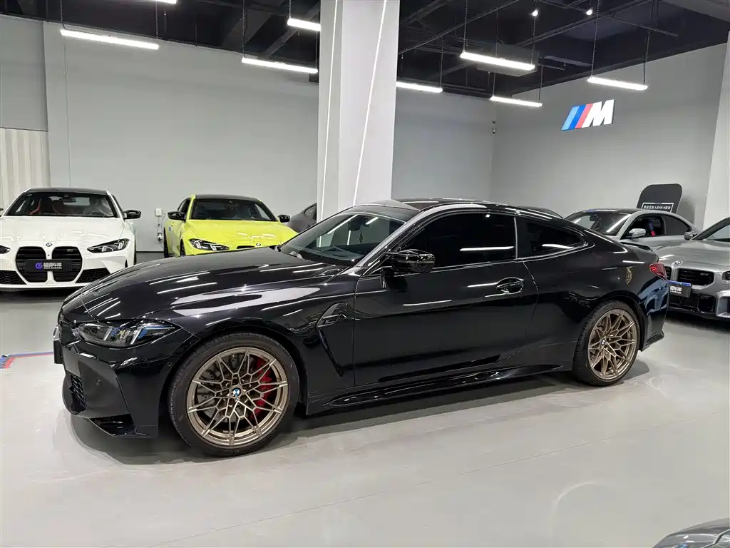 BMW M4 2025 — фото 3