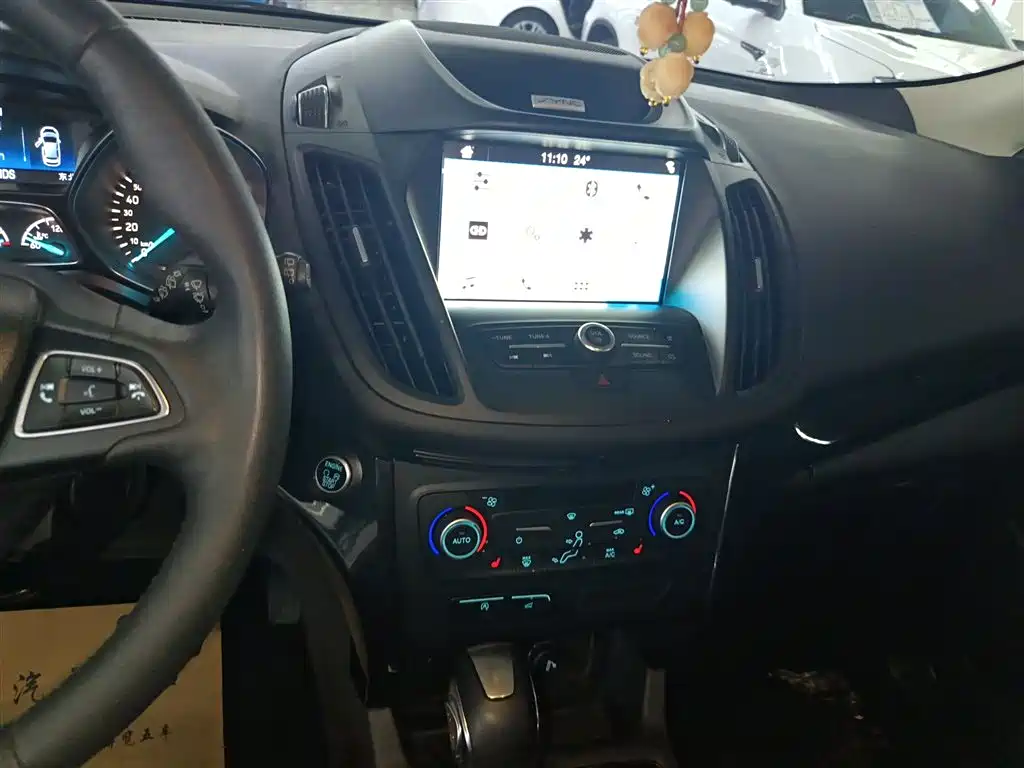 Ford Kuga 2018 — фото 13