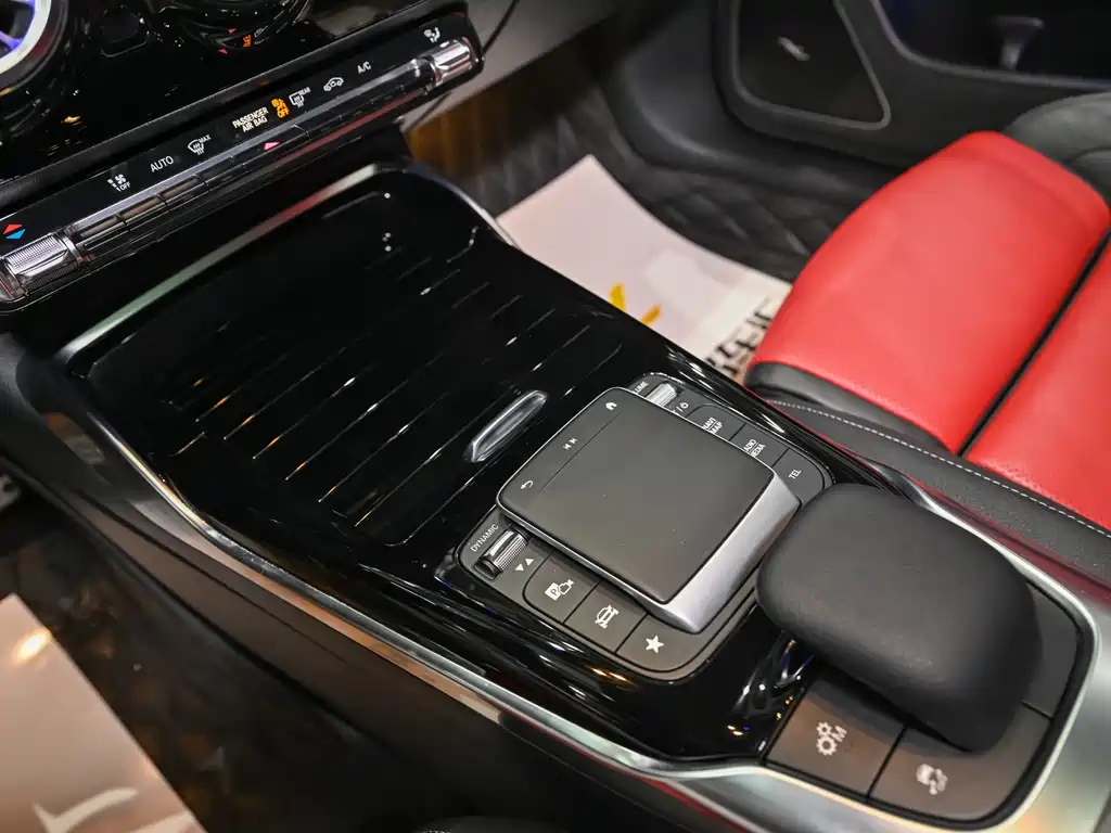 Mercedes-Benz CLA AMG 2022 — фото 16
