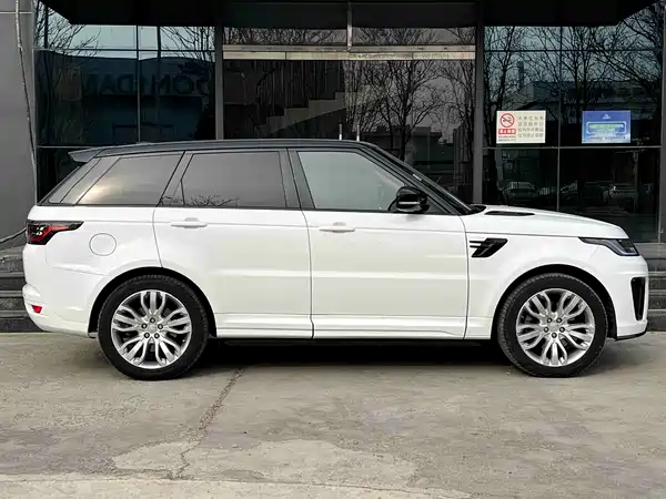 Land Rover Range Rover Sport 2014