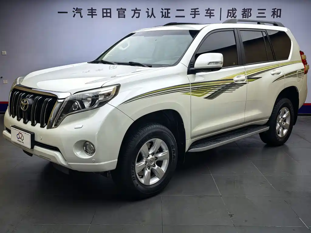 Toyota Prado 2017 — фото 1