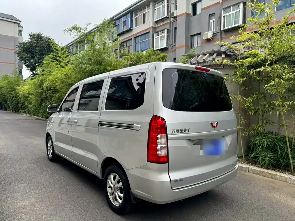 Wuling Hongguang V 2025 — фото 5