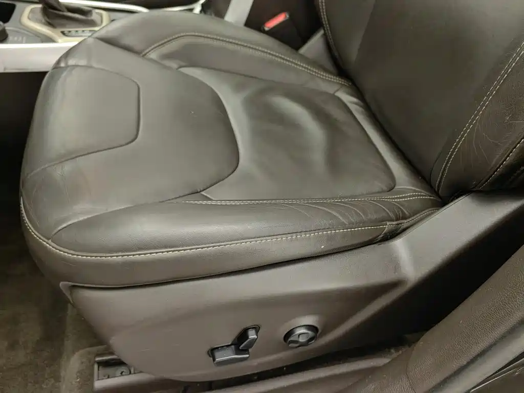 Jeep Cherokee 2014 — фото 20