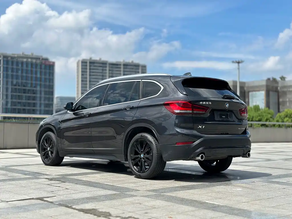 BMW X1 2021 — фото 5