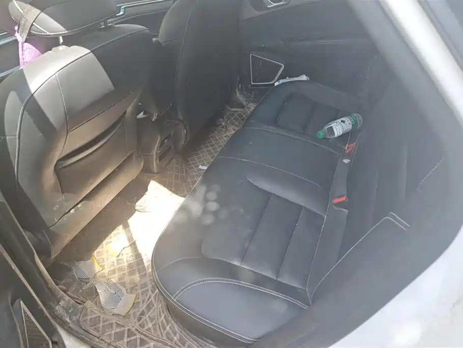 Geely Emgrand GS 2019 — фото 11