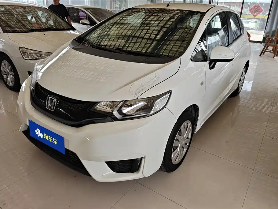 Honda Fit 2016 — фото 1