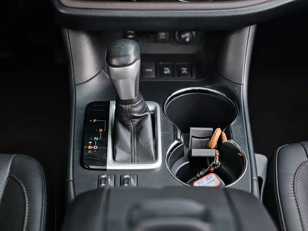 Toyota Highlander 2018 — фото 17
