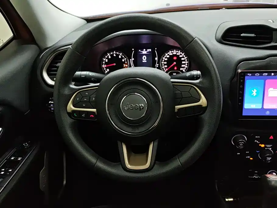 Jeep Freeman 2019 — фото 15