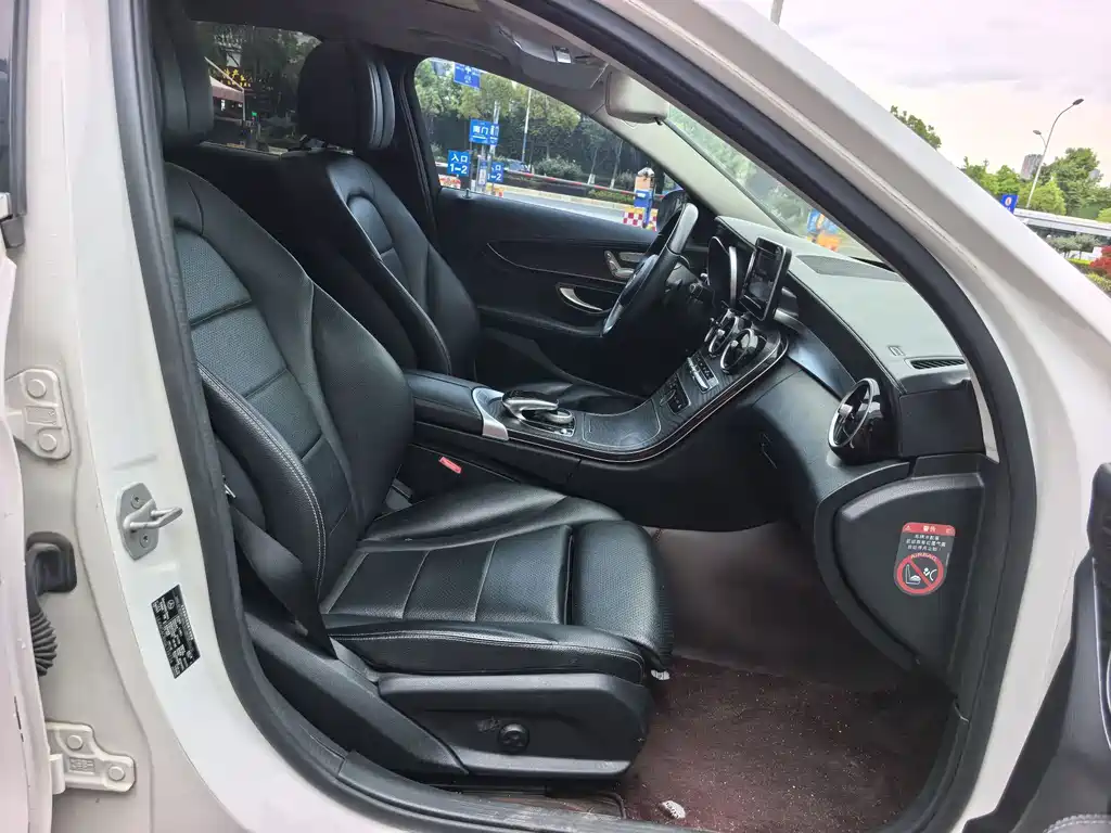 Mercedes-Benz C-Class 2016